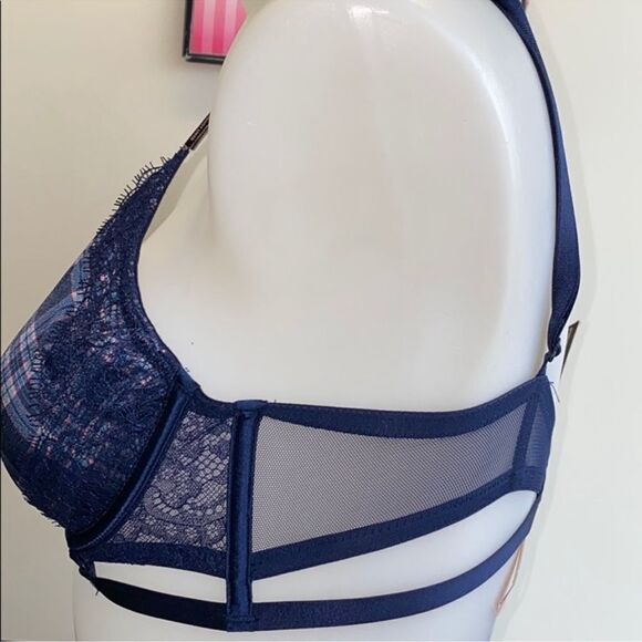 Victoria's Secret Blue Underwire Bra Intimates - Picture 3 of 6